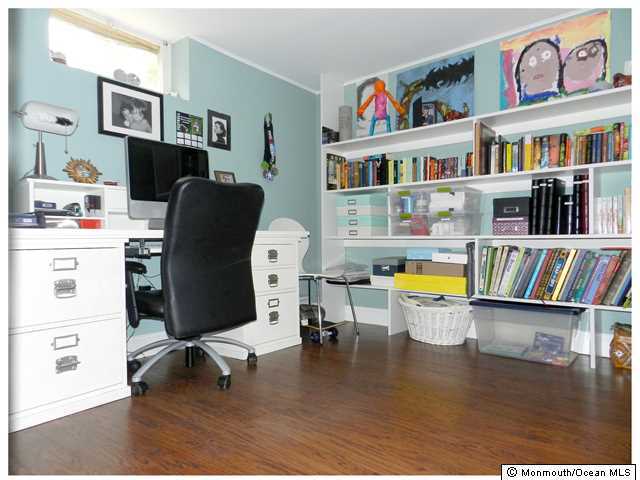 528 River Road Fair Haven, NJ 07704 - Photo 15 of 17 Office area in basement