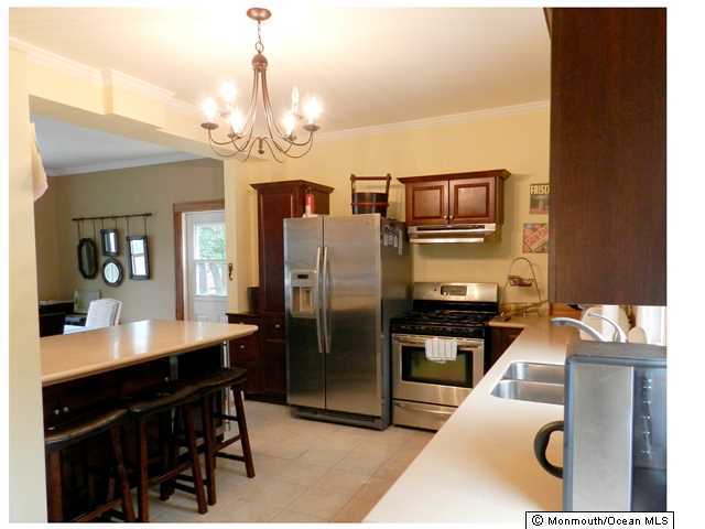 528 River Road Fair Haven, NJ 07704 - Photo 6 of 17 Updated kitchen