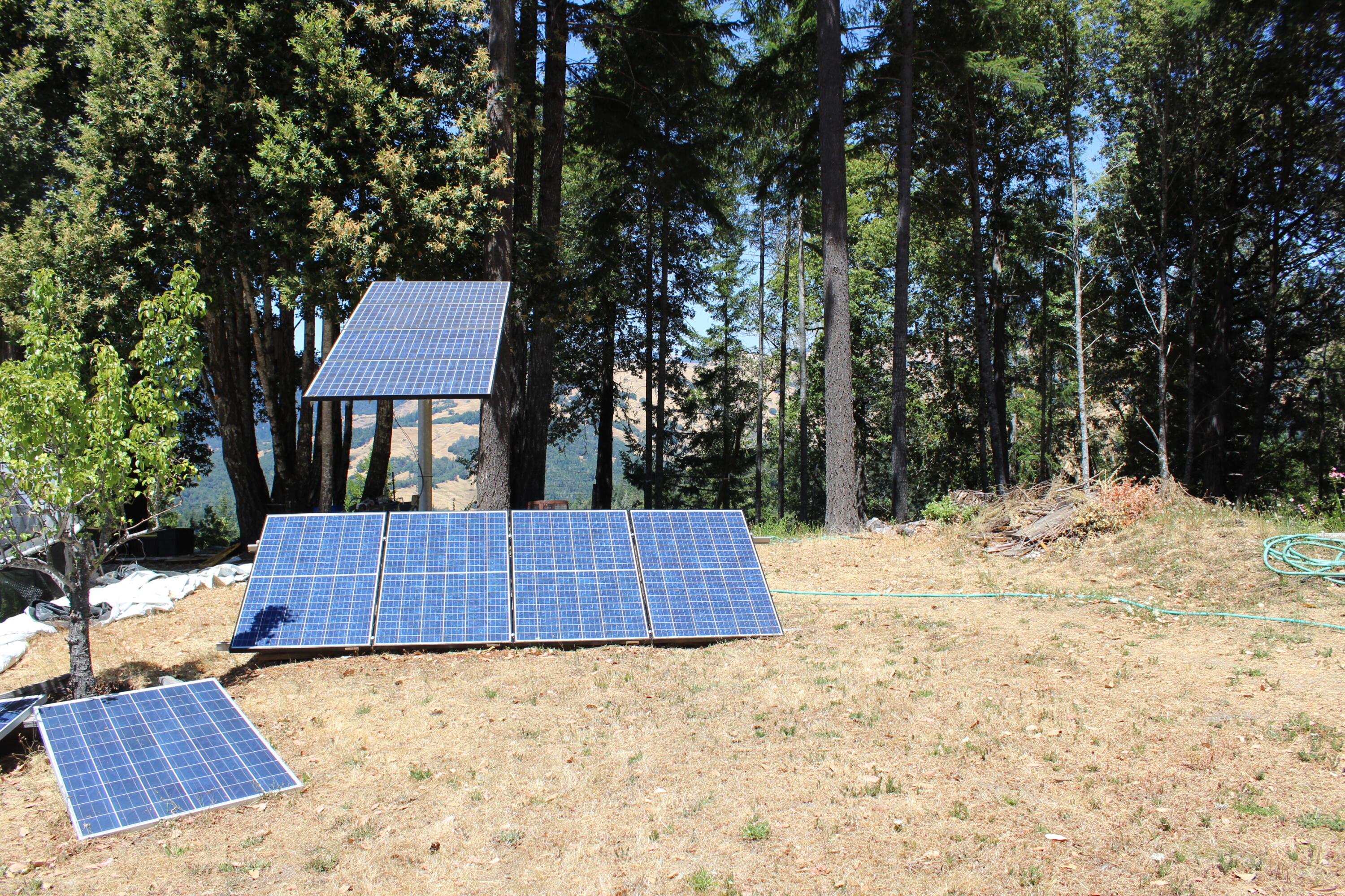 3961 Red Rock Road Garberville, CA 95542 - Photo 2 of 45 Solar!