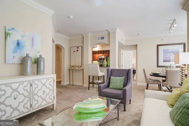 $1,555 | 3460 Kingsboro Road Northeast, Unit 437, Atlanta, GA 30326