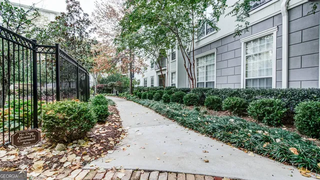 $1,555 | 3460 Kingsboro Road Northeast, Unit 437, Atlanta, GA 30326