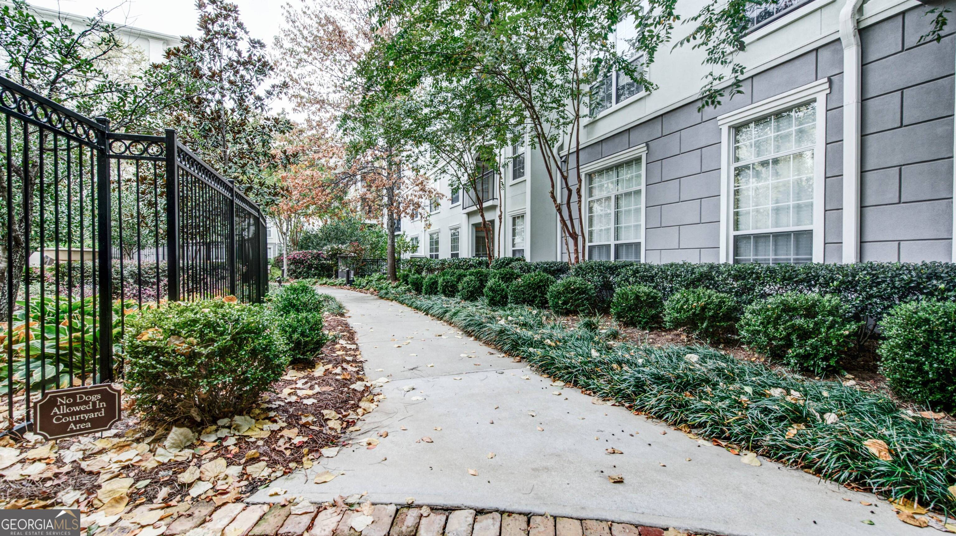 3460 Kingsboro Road Northeast, Unit 437 Atlanta, GA 30326 - Photo 26 of 42