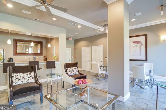 $1,555 | 3460 Kingsboro Road Northeast, Unit 437, Atlanta, GA 30326