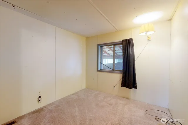 $119,000 | 976 Northeast Dawson Street, College Place, WA 99324