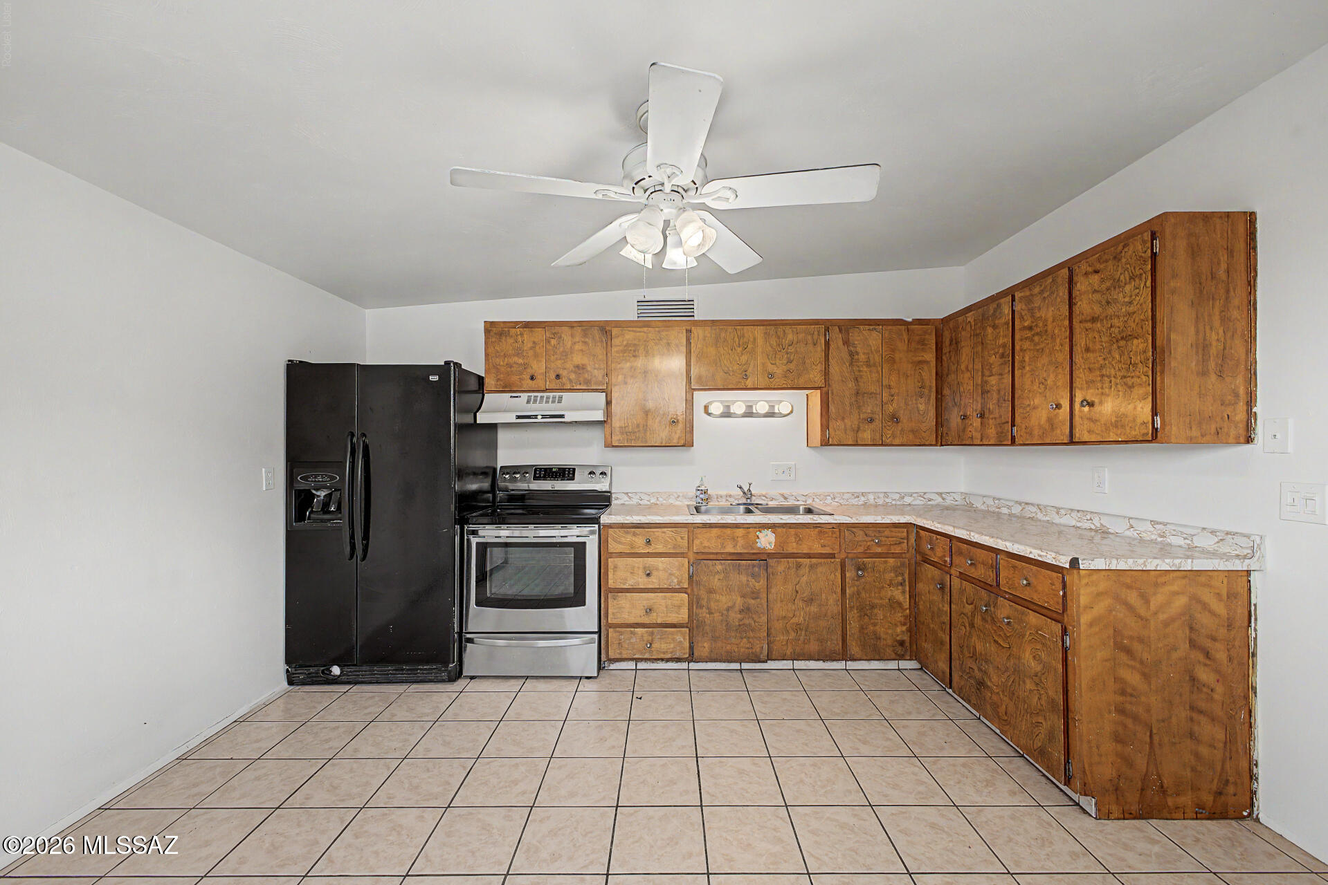 1841 West Caravelle Road Tucson, AZ 85713 - Photo 12 of 24 12 - Caravelle