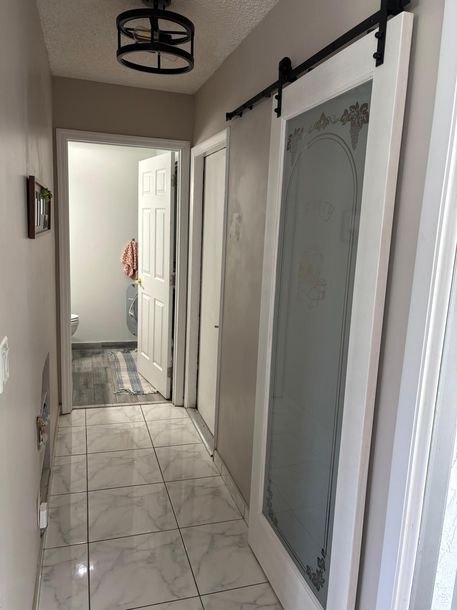 7427 Shell Ridge Terrace Lake Worth, FL 33467 - Photo 5 of 14 46b866ab-3599-4786-a35c-e3a9d7136bf5