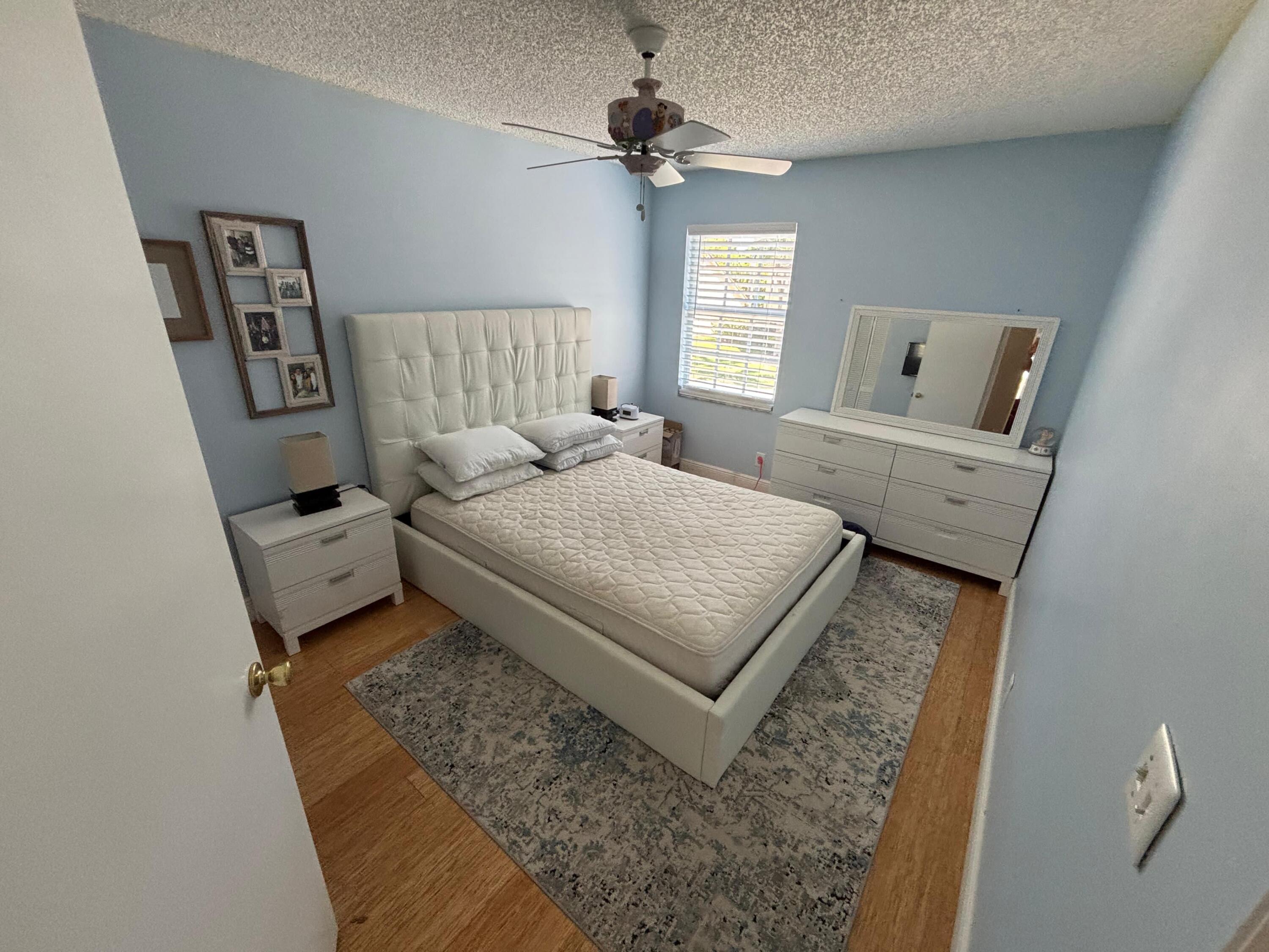 7427 Shell Ridge Terrace Lake Worth, FL 33467 - Photo 7 of 14 75f19539-77f8-4b4d-ac4d-07ea131a3a86