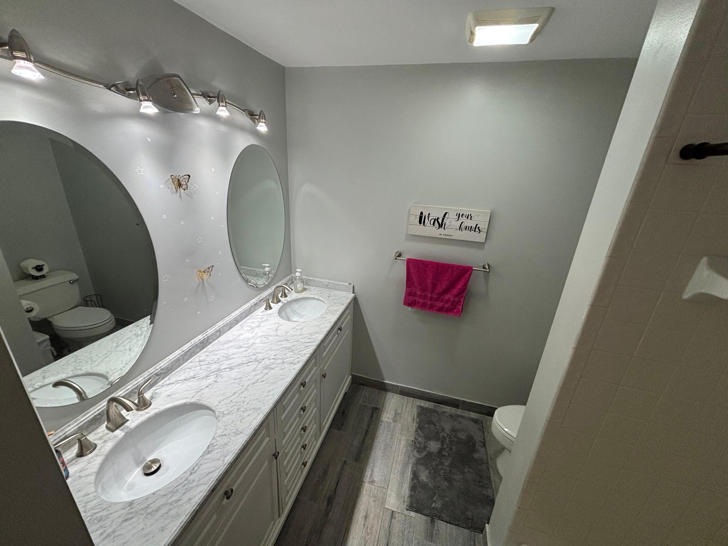 7427 Shell Ridge Terrace Lake Worth, FL 33467 - Photo 9 of 14 56419D6E-6D5D-4B29-A6F1-D64F88DD1D31