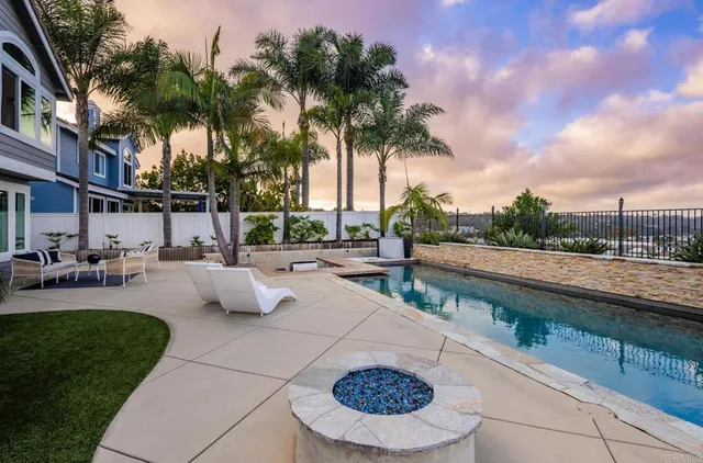 $2,399,000 | 608 Crest Drive, Encinitas, CA 92024