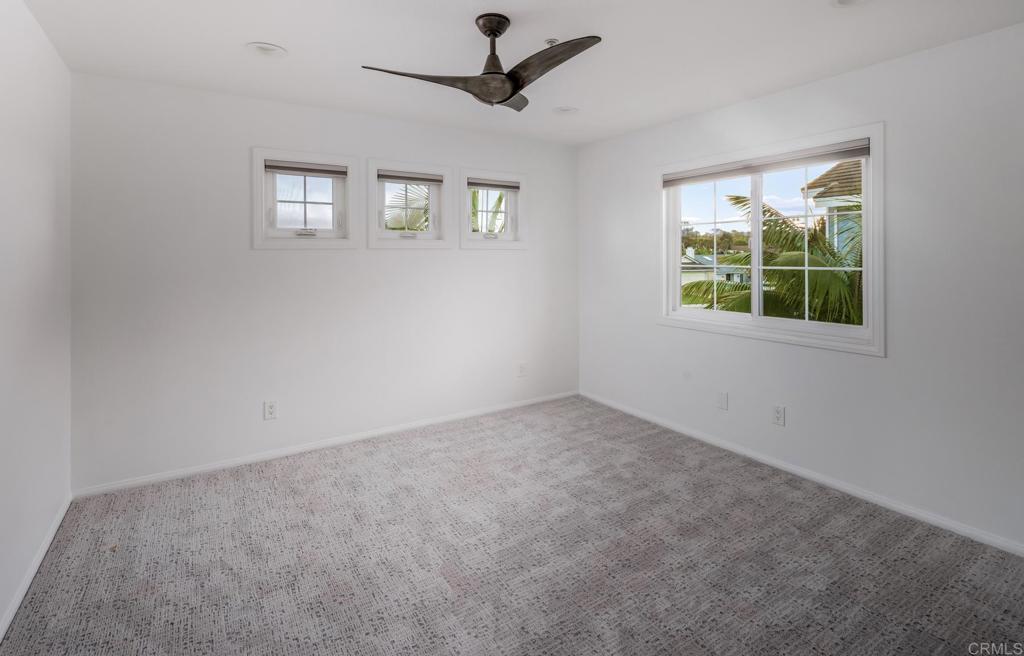 608 Crest Drive Encinitas, CA 92024 - Photo 32 of 33 an empty room with a window