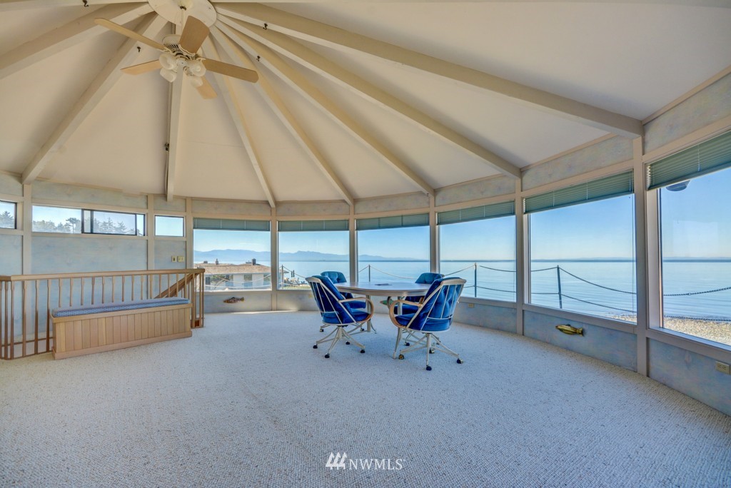 1533 West Beach Road Oak Harbor, WA 98277 - Photo 14 of 25 Gallery Image 14