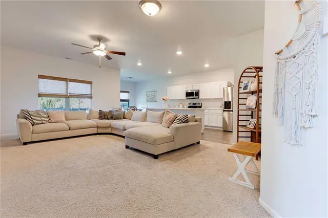 $324,850 | 708 Roseberry Drive, Paola, KS 66071