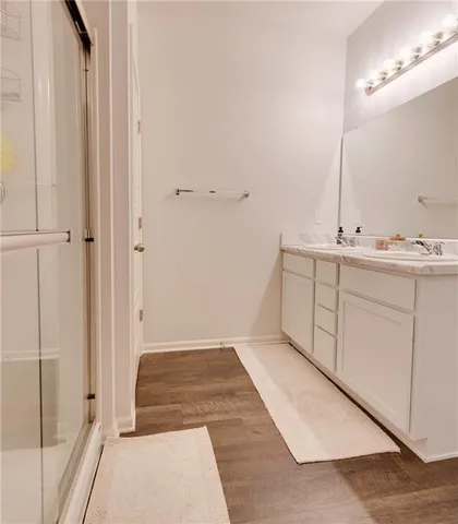 $324,850 | 708 Roseberry Drive, Paola, KS 66071