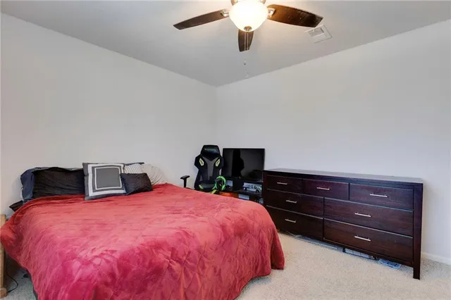 $324,850 | 708 Roseberry Drive, Paola, KS 66071