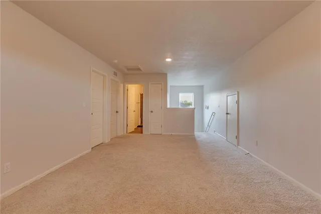 $324,850 | 708 Roseberry Drive, Paola, KS 66071