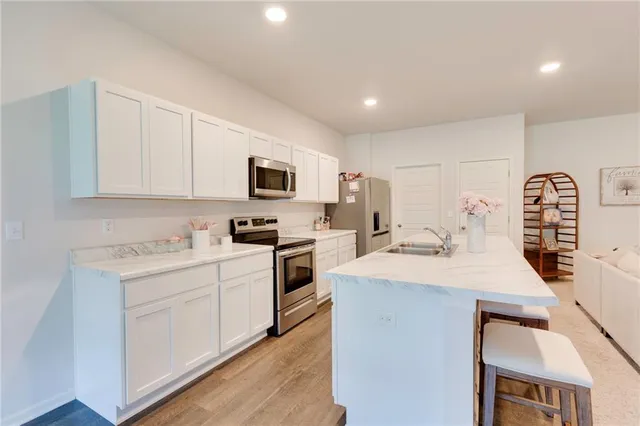 $324,850 | 708 Roseberry Drive, Paola, KS 66071