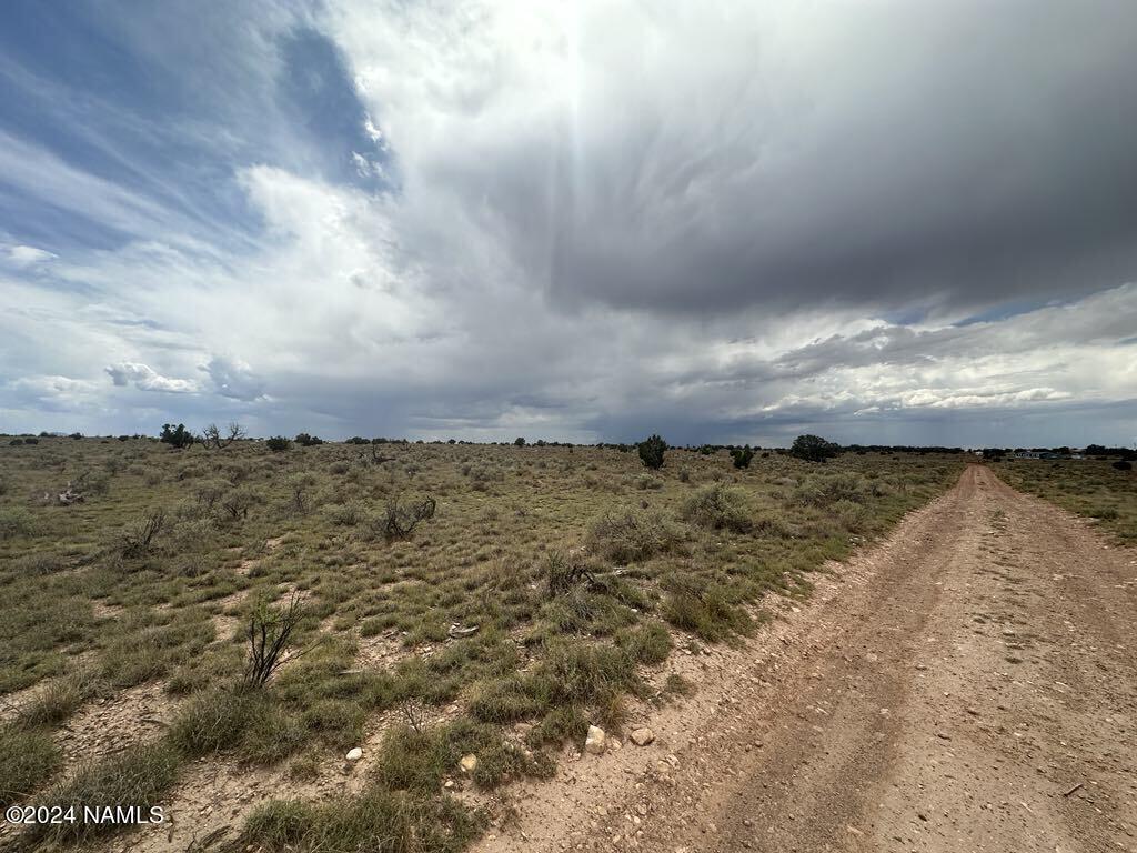 1140 Valle Road, Unit 5 Williams, AZ 86046 - Photo 2 of 14 1d3a1da5-c2af-4d5d-bc44-887b9cc6ef66