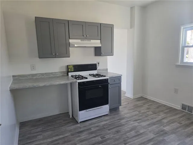 $1,600 | 302 1st Street, West Elizabeth, PA 15088