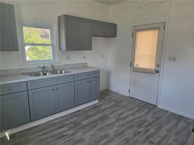 $1,600 | 302 1st Street, West Elizabeth, PA 15088