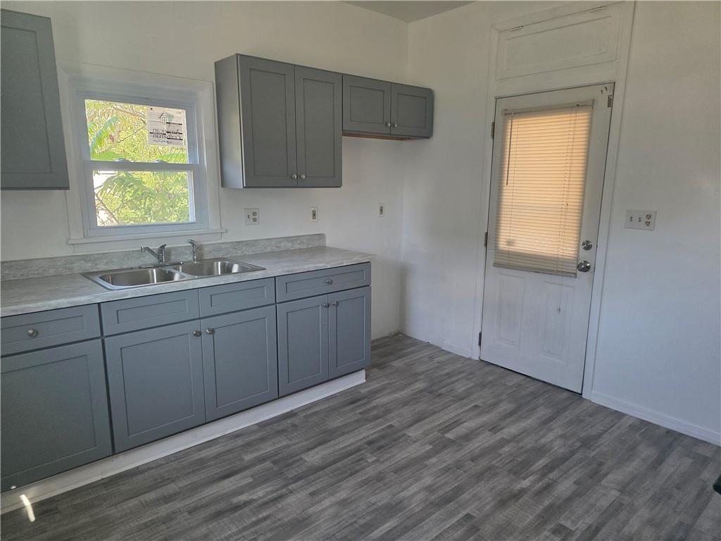 302 1st Street West Elizabeth, PA 15088 - Photo 7 of 21