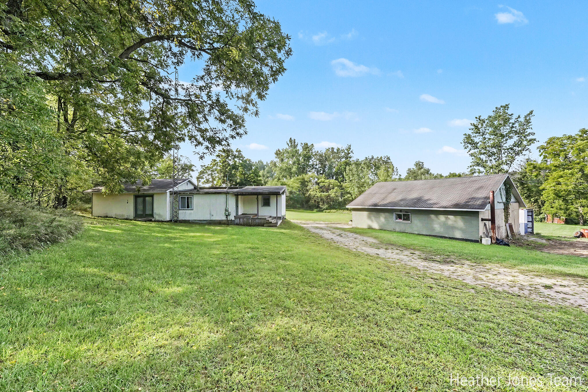 13635 14 Mile Road Northeast Greenville, MI 48838 - Photo 5 of 21 _DSC5101