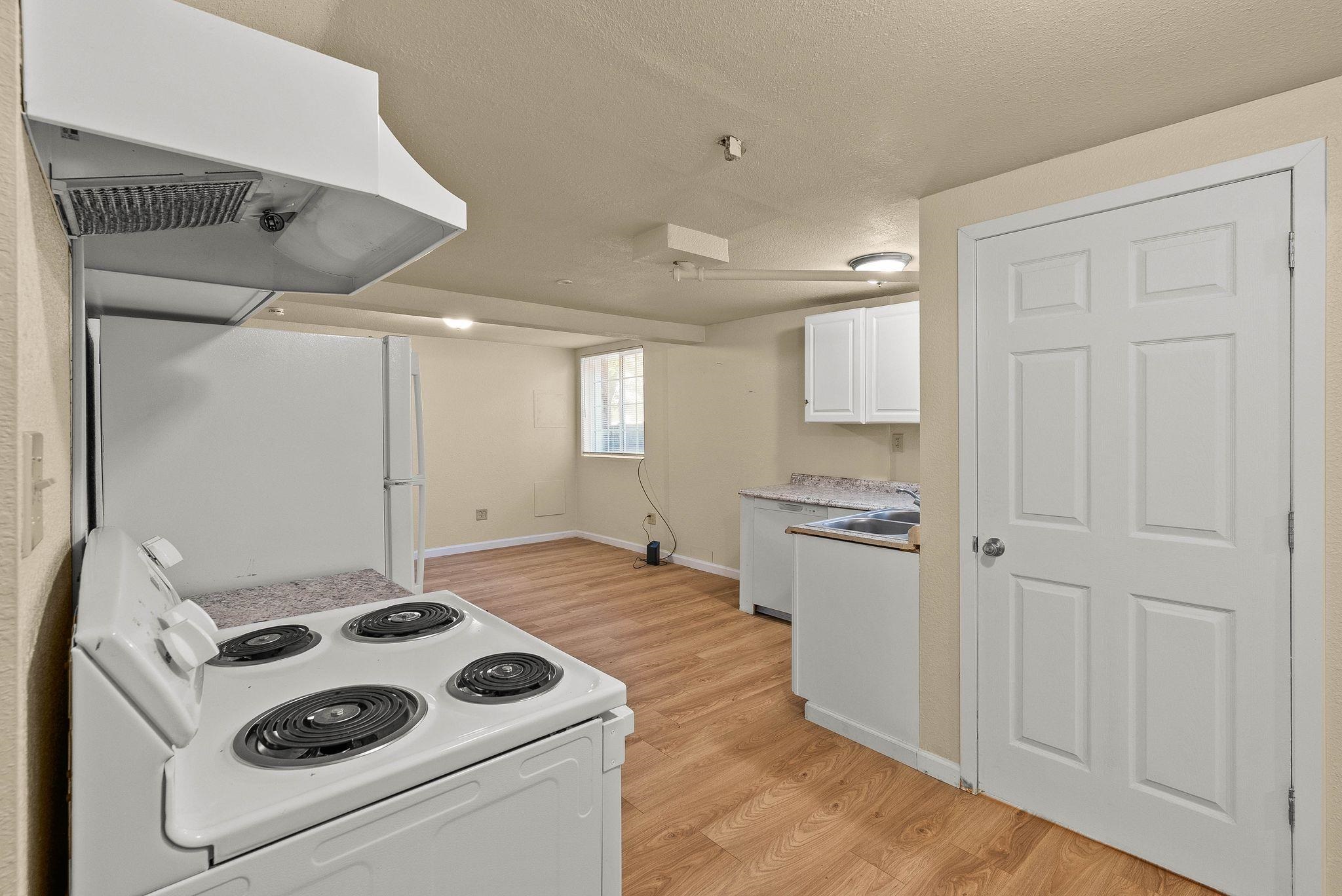 903 South Adams Street Spokane, WA 99204 - Photo 11 of 16