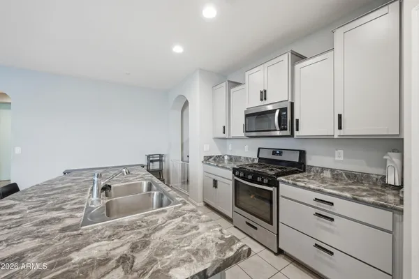 $375,000 | 6686 West Pleasant Oak Court, Florence, AZ 85132