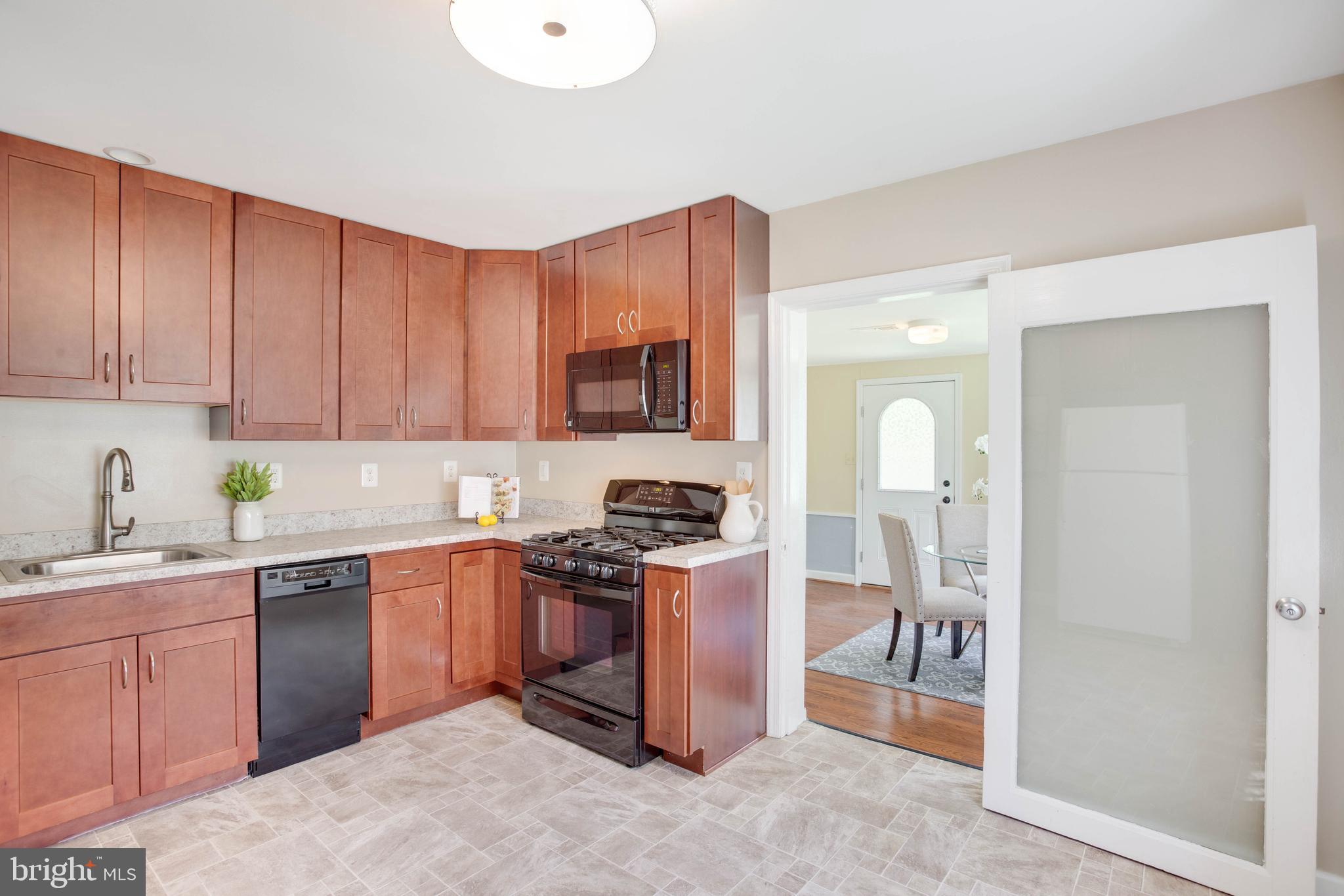 23494 Myrtle Point Road California, MD 20619 - Photo 5 of 18 Gallery Image 5