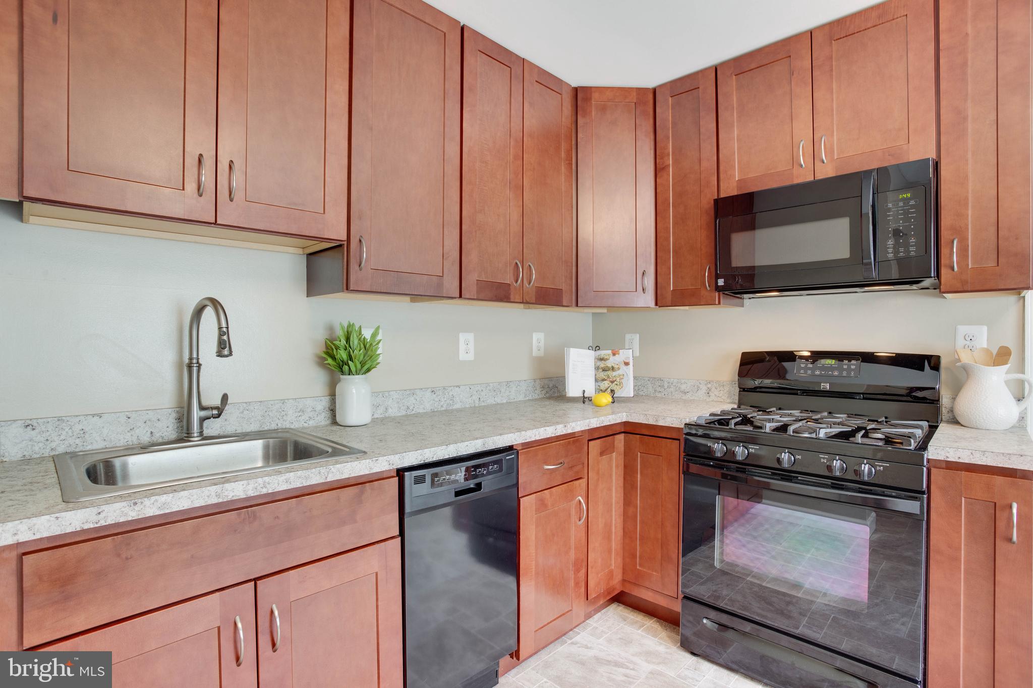 23494 Myrtle Point Road California, MD 20619 - Photo 7 of 18 Gallery Image 7
