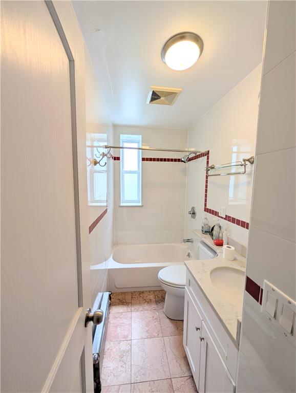 439 68th Street, Unit 3F Brooklyn, NY 11220 - Photo 2 of 10