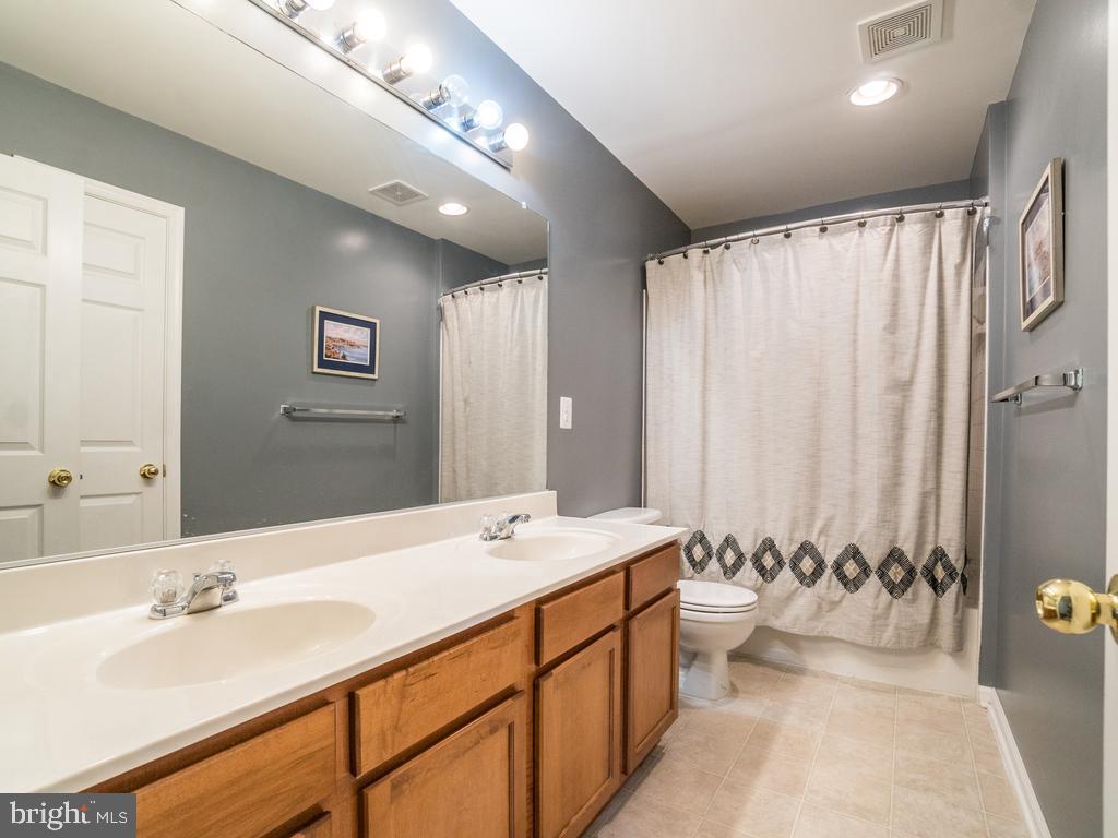 1201 Walker Drive Fredericksburg, VA 22401 - Photo 16 of 25