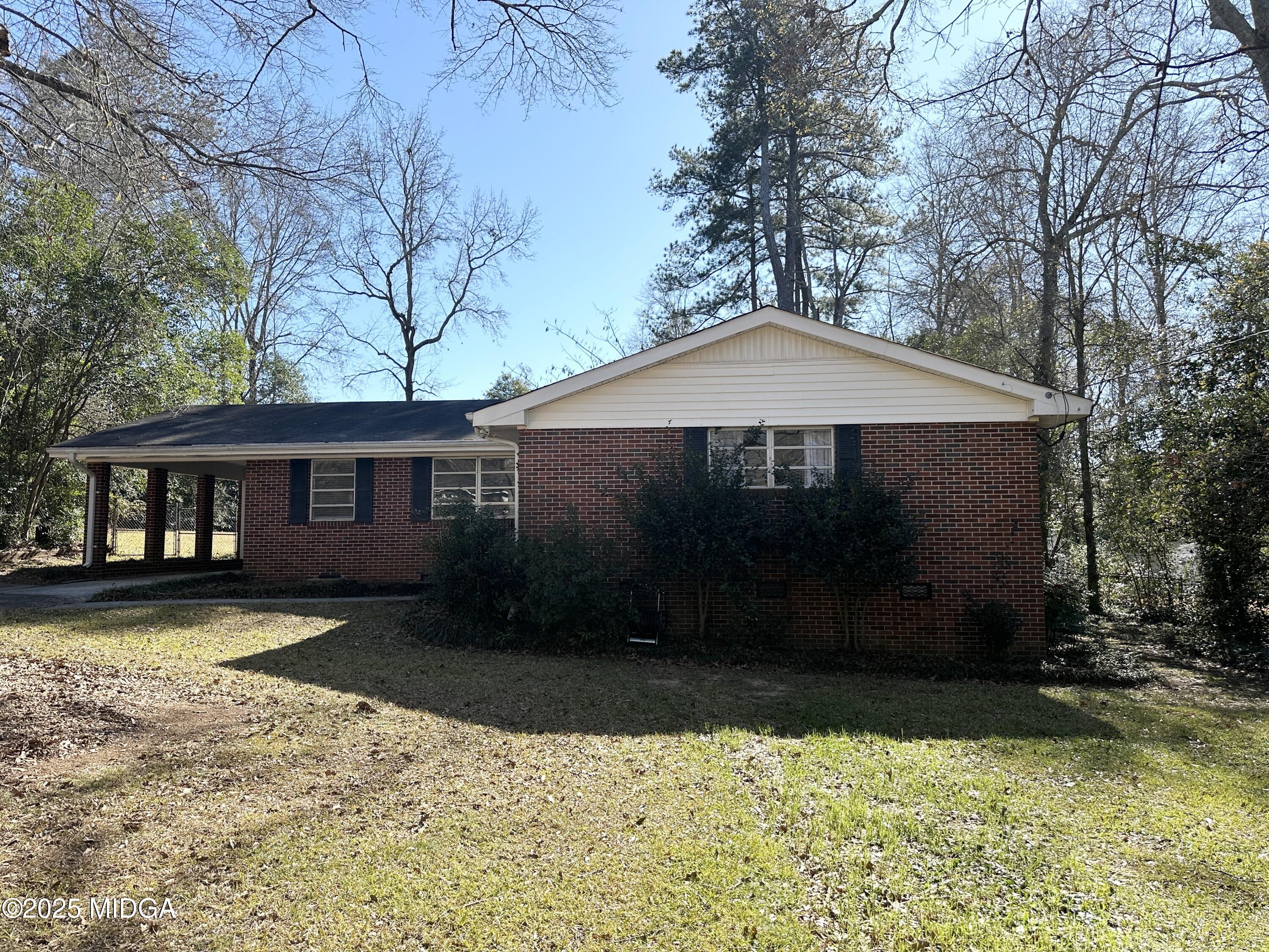 370 Sunset Circle Forsyth, GA 31029 - Photo 1 of 10 IMG_8776