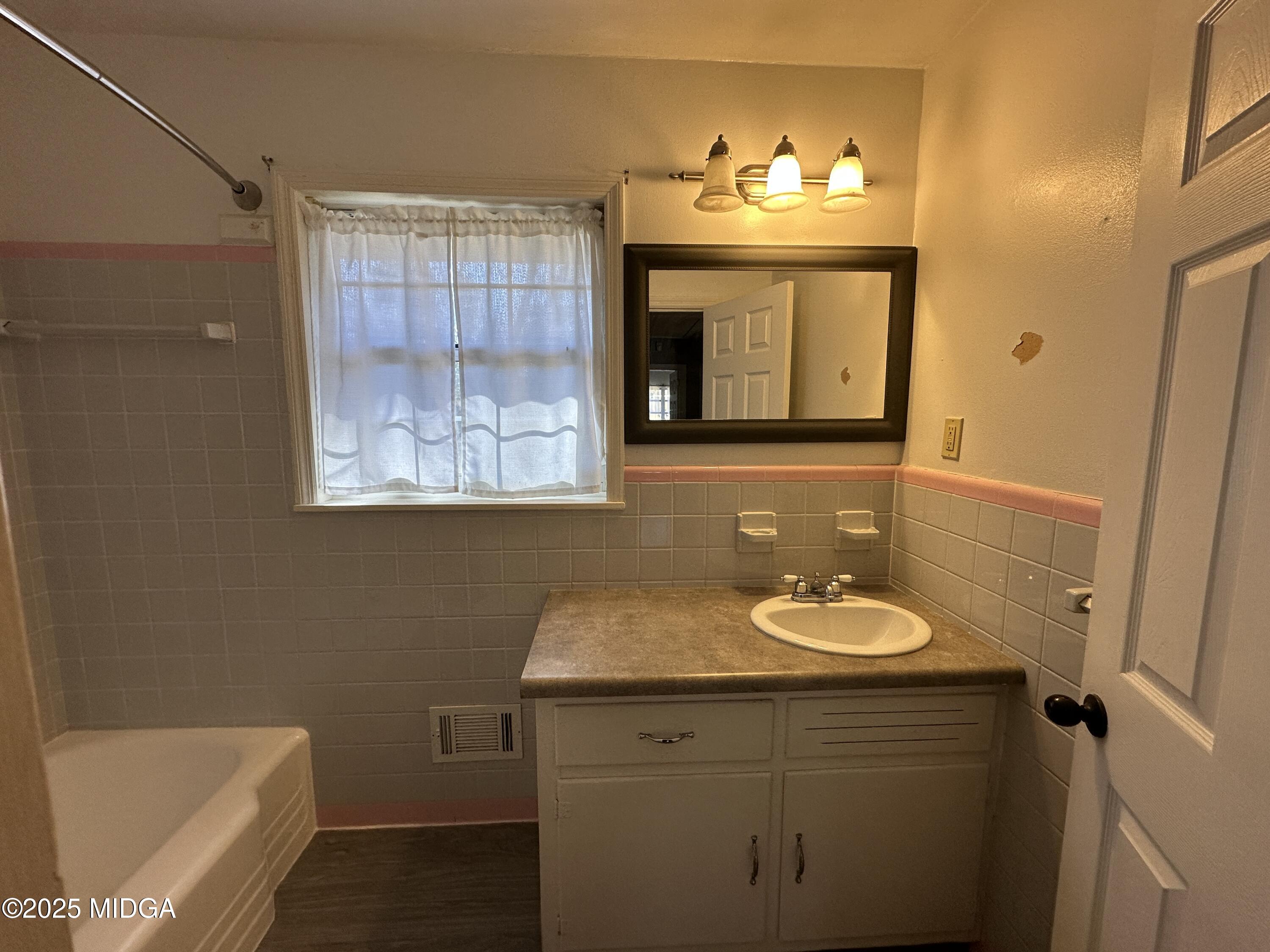 370 Sunset Circle Forsyth, GA 31029 - Photo 7 of 10 7