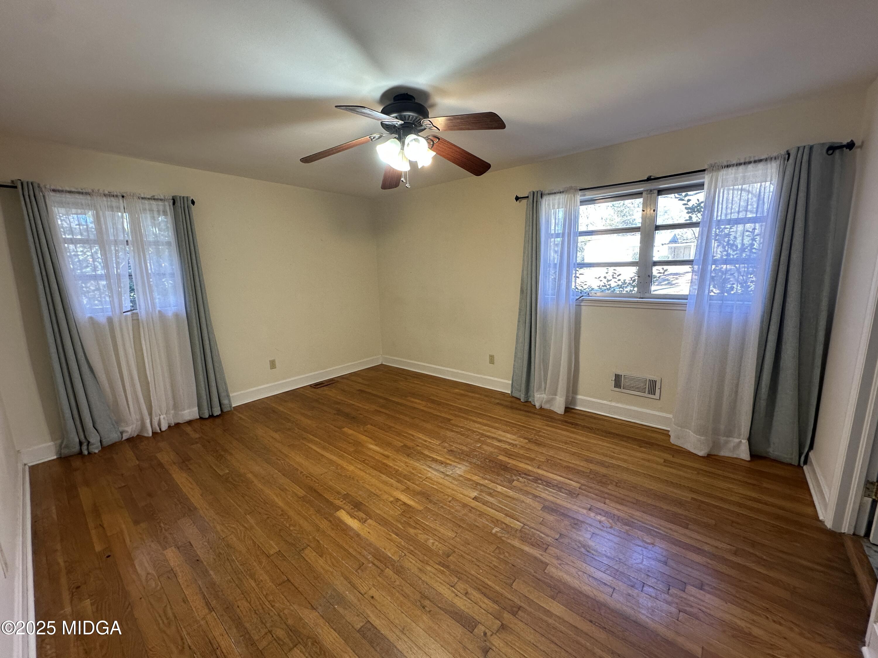 370 Sunset Circle Forsyth, GA 31029 - Photo 9 of 10 9