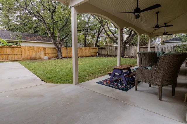 $699,900 | 19 Feather Fall Place, The Woodlands, TX 77381