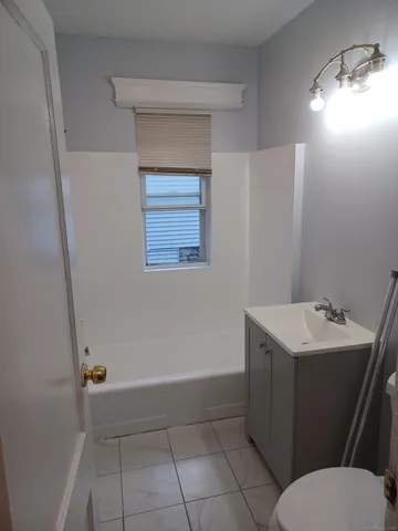 $450,000 | 181 Fairlawn Avenue, Waterbury, CT 06705