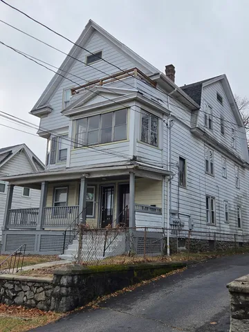 $450,000 | 181 Fairlawn Avenue, Waterbury, CT 06705