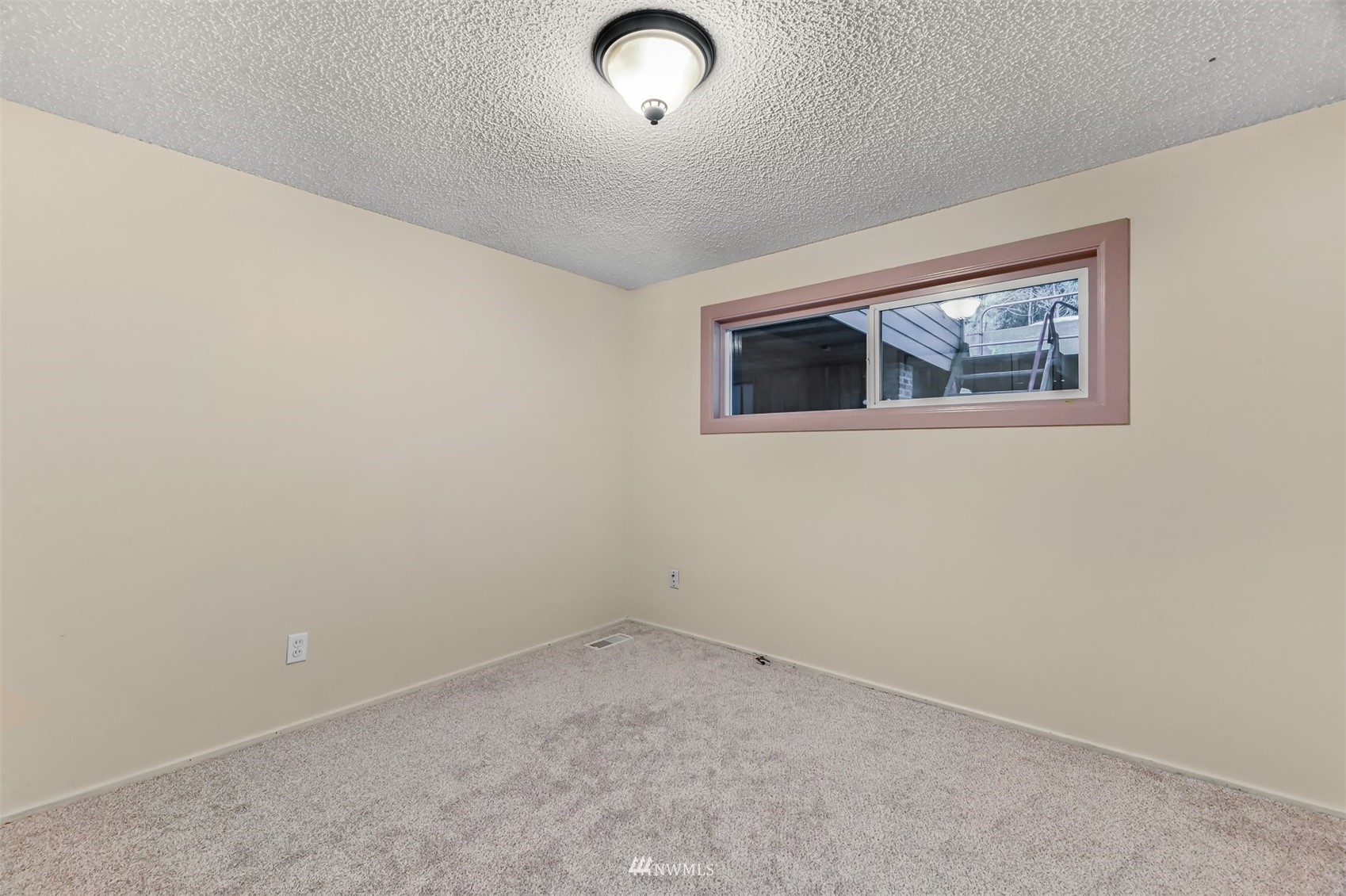 727 Axelson Road Bellingham, WA 98229 - Photo 17 of 38 Gallery Image 17