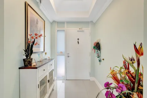 $629,900 | 11370 12 Oaks Way, Unit 218, North Palm Beach, FL 33408