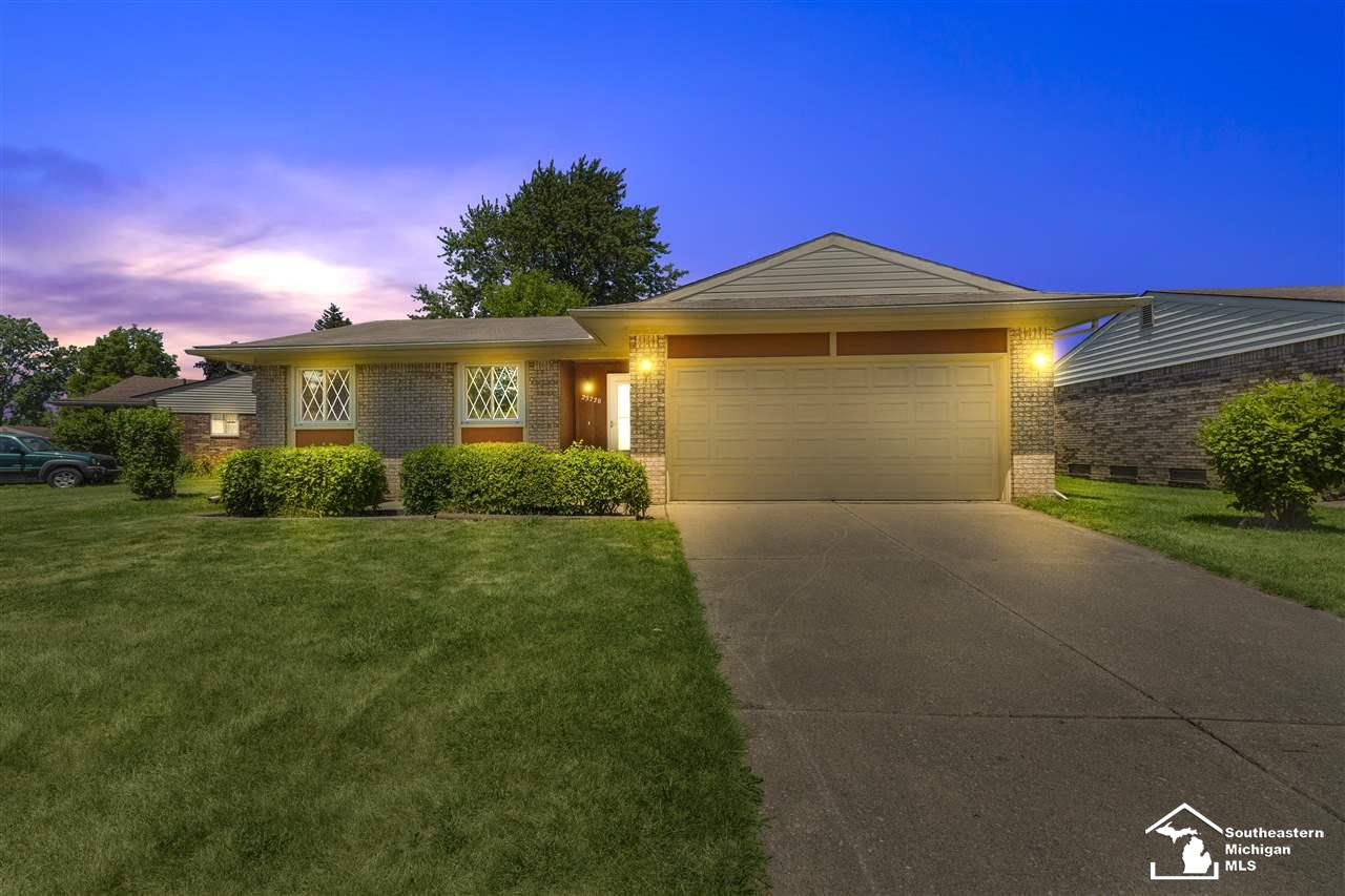 23728 Cedar Ridge Drive Romulus, MI 48174 - Photo 1 of 22 50080783.JPG