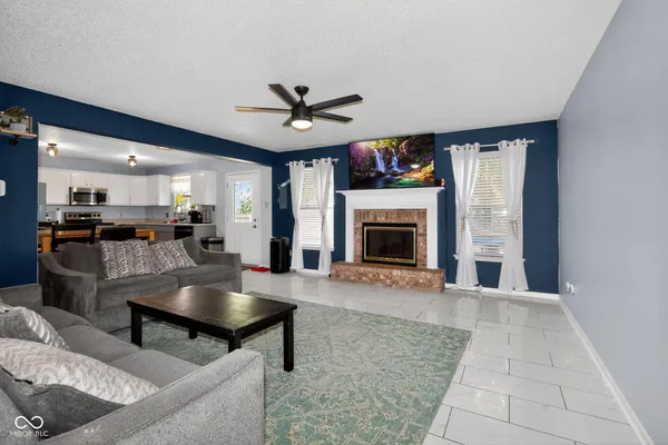 $285,000 | 1746 Elijah Blue Drive, Greenwood, IN 46143