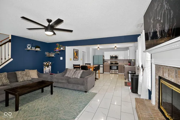 $285,000 | 1746 Elijah Blue Drive, Greenwood, IN 46143