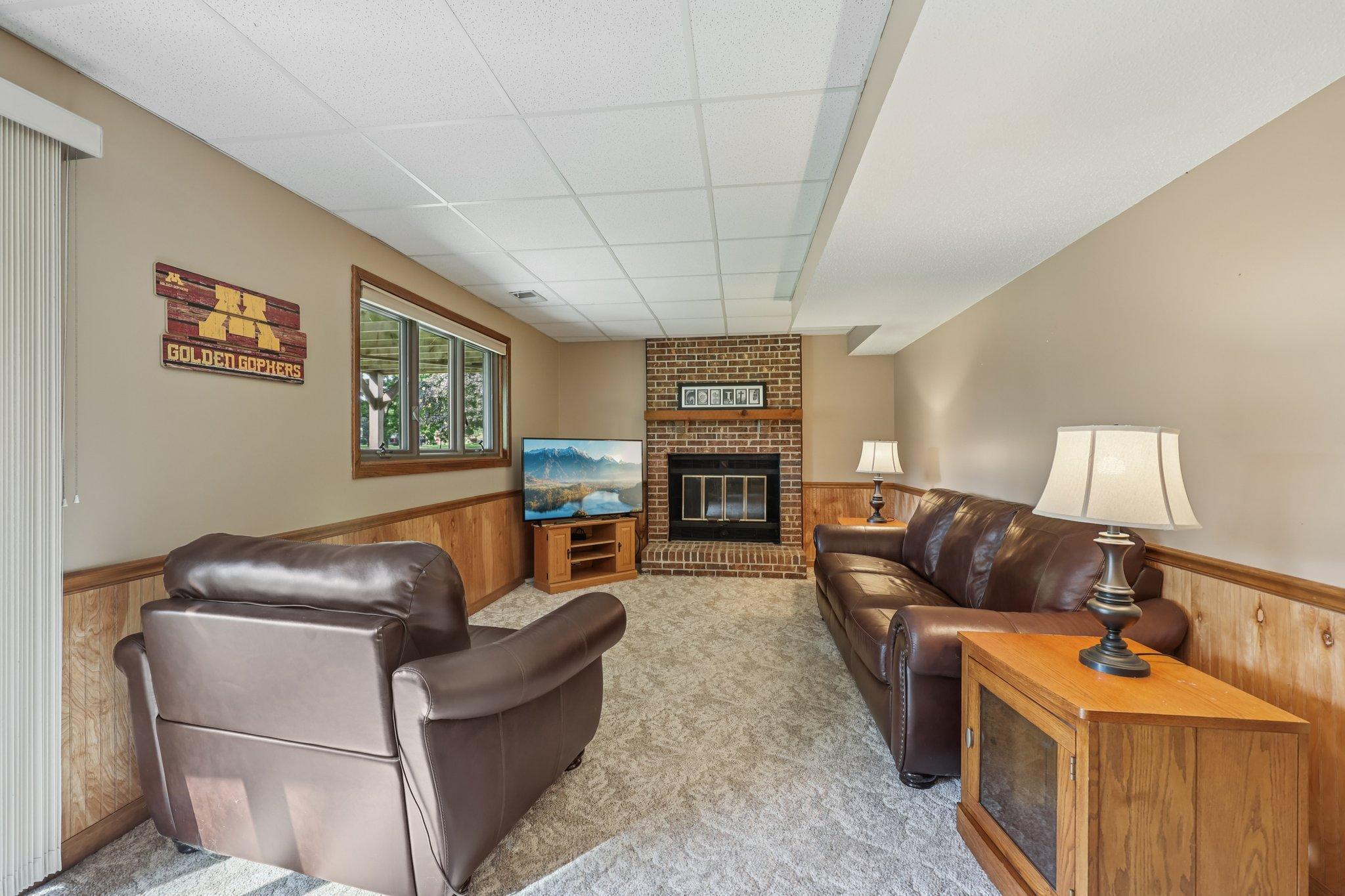 8355 Cooper Path Inver Grove Heights, MN 55076 - Photo 8 of 70 Gallery Image 8