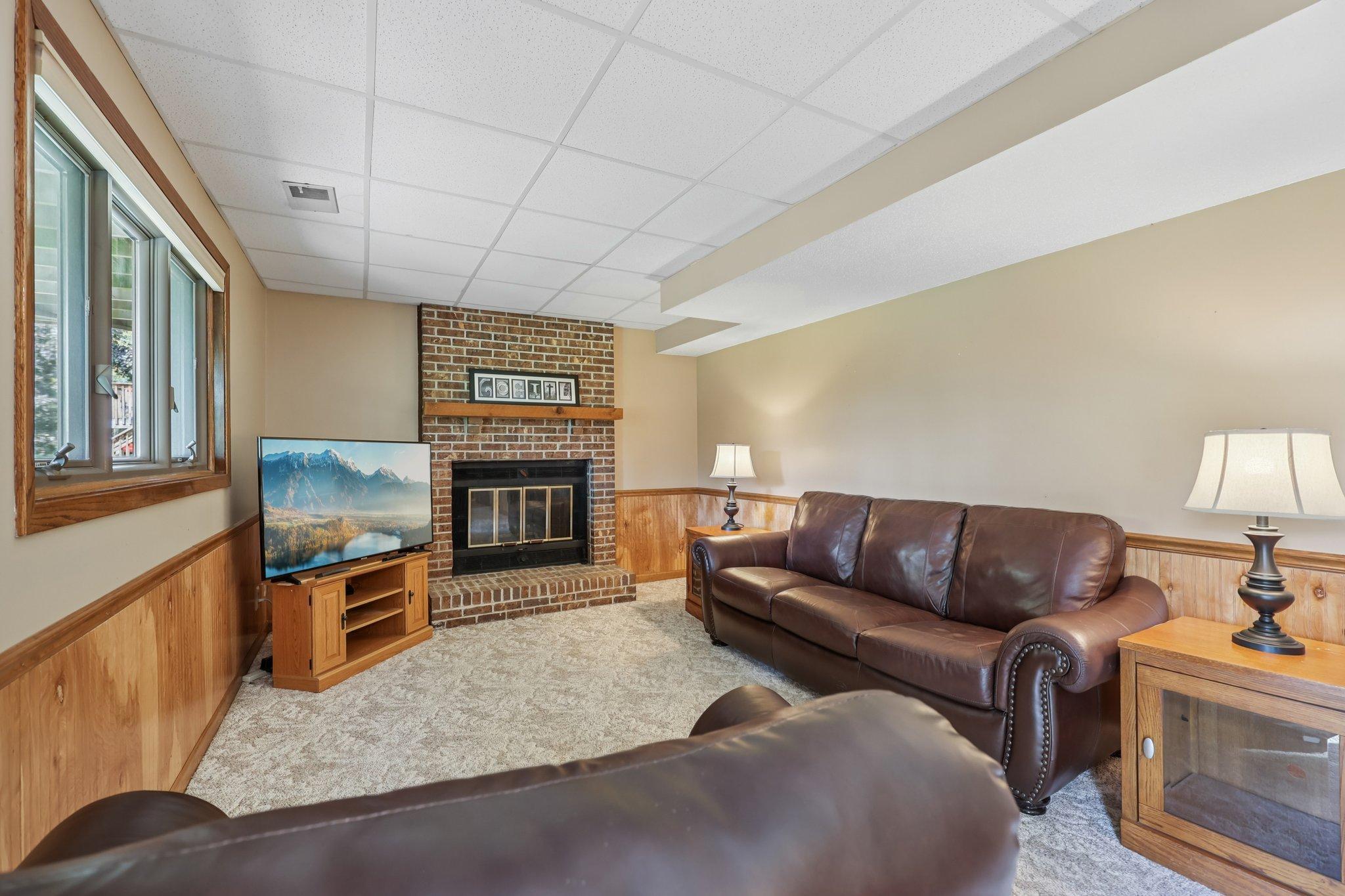 8355 Cooper Path Inver Grove Heights, MN 55076 - Photo 9 of 70 Gallery Image 9