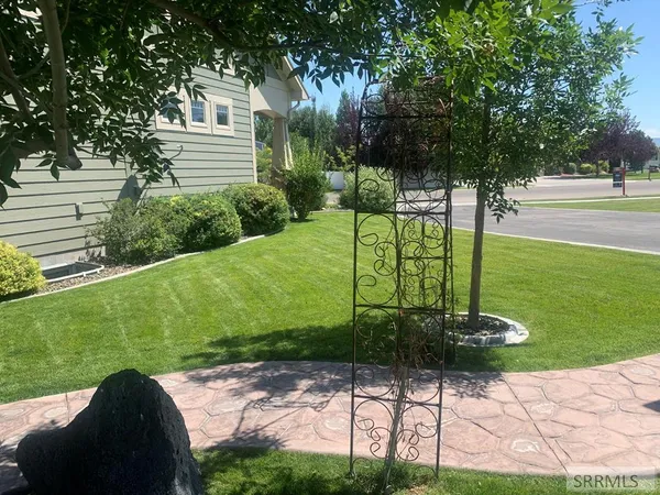 $870,000 | 147 Casa Drive, Idaho Falls, ID 83404