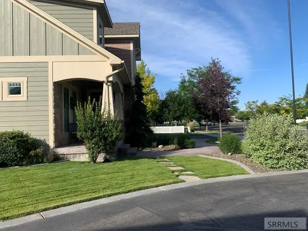 $870,000 | 147 Casa Drive, Idaho Falls, ID 83404
