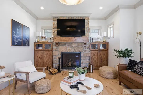 $870,000 | 147 Casa Drive, Idaho Falls, ID 83404