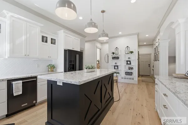 $870,000 | 147 Casa Drive, Idaho Falls, ID 83404