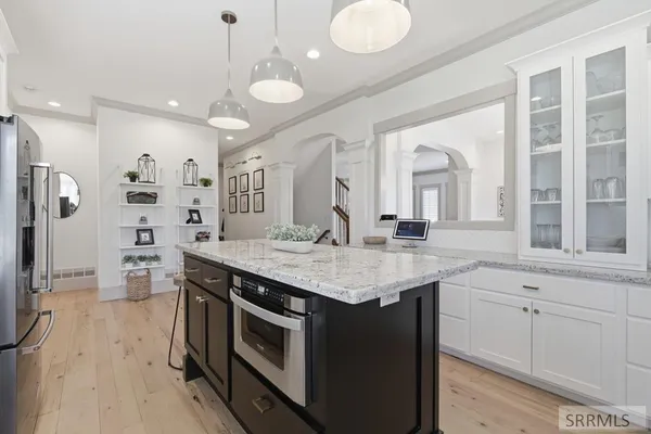 $870,000 | 147 Casa Drive, Idaho Falls, ID 83404