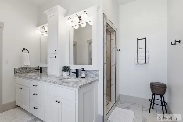 $870,000 | 147 Casa Drive, Idaho Falls, ID 83404